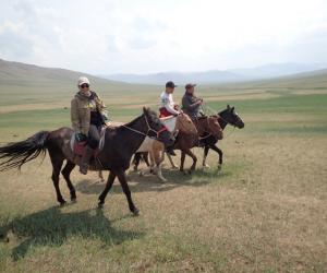 Met de Mongolia Express paardrijden in Centraal-Azië